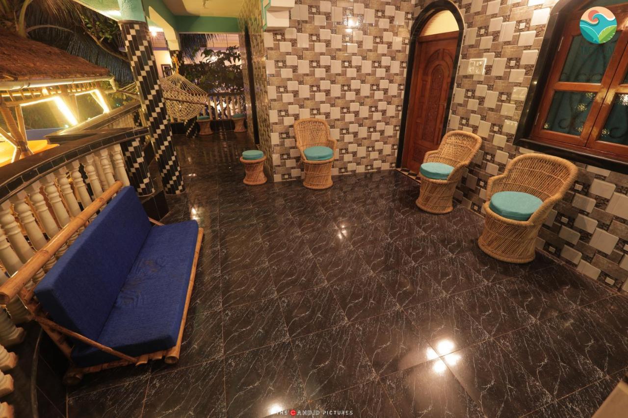 Tropical Wave Hostel Morjim Goa Zewnętrze zdjęcie
